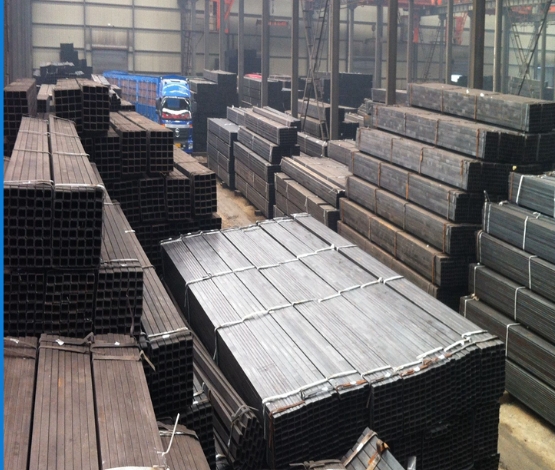 布尔津无缝矩形方管